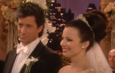 POSLE DVA MESECA POGLEDALA SVADBENE FOTOGRAFIJE – I ZANEMELA "Šta ova žena traži na našem venčanju?"