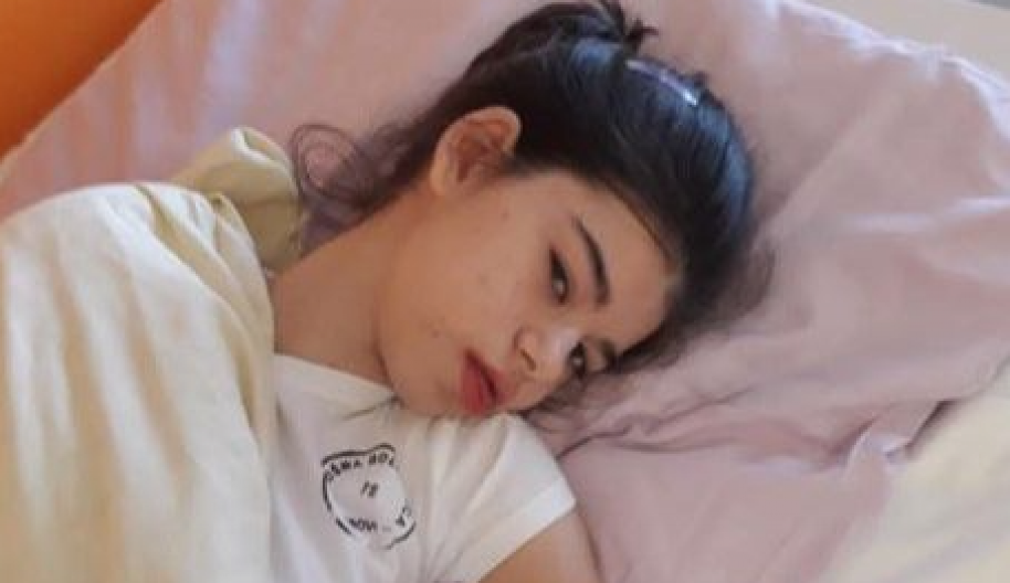 DEVOJKA NE PRIČA I NE HODA, IMA EPI NAPADE, A MORA NA OPERACIJU Pomozimo Aidi Jašarević (22) da ozdravi