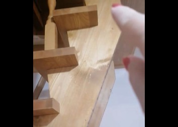 VESNA IZ SOMBORA DALA MAJSTORU 1.600 EVRA ZA NOVE STEPENICE Dočekao je prizor od kog se sledila, neko je mogao da nastrada