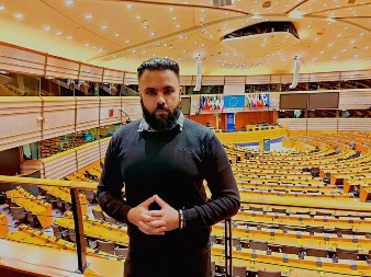 "BIO SAM KLINIČKI MRTAV, NA KORAK DO SMRTI" U jeku popularnosti voditelj je nestao sa malih ekrana, a sada se kandidovao za direktora RTS-a!