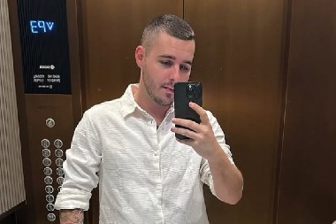 MLATIO PARE KAO LUD, ZARAĐIVAO 15.000 EVRA MESEČNO, PA ODJEDNOM NESTAO! Vratio se kod mame, jede hleb i paštetu, evo čime se danas bavi Lule Pljugica (FOTO)