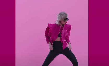 STIŽU NEOČEKIVANE PRILIKE Poslednji pun Mesec u 2025. godini će se pozabaviti ovim znacima, sada je vreme za pokret