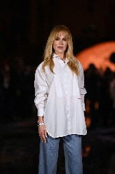 NIKOL KIDMAN PRVI PUT U JAVNOSTI NAKON ŠOKANTNOG RAZVODA  Evo u kome je glumica pronašla utehu