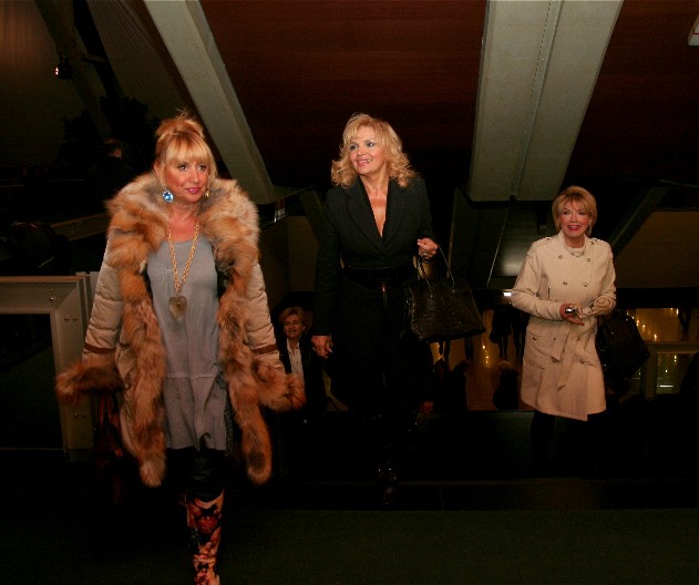 UDALA SE ZA DIREKTORA RTS, ZBOG JEZIVIH PRETNJI POBEGLA IZ SRBIJE! Bila je najlepša žena Jugoslavije, a evo kako sada izgleda!