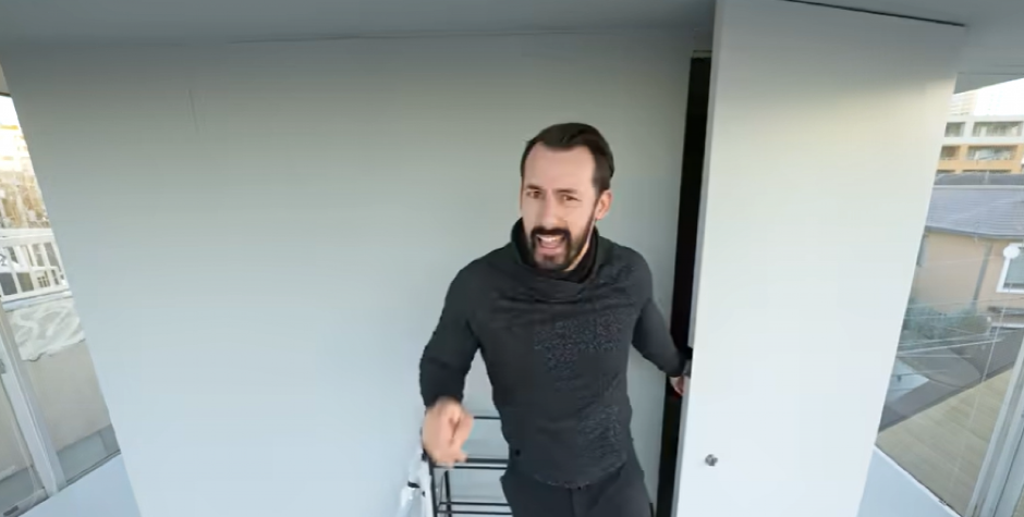 NI KREVET, NI ORMAR Da li biste mogli da zamislite život u ovako skučenom prostoru? (VIDEO)