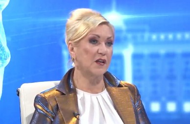 MERIMA NJEGOMIR BI DANAS NAPUNILA 72. GODINE Rodila je tri prelepe ćerke i sina, evo kako izgledaju i čime se bave