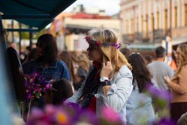 ZAŠTO NAS OVIH DANA „PECKA“ SVE ŠTO DOTAKNEMO? Krivac je vremenska prognoza – i rešava se lakše nego što mislite