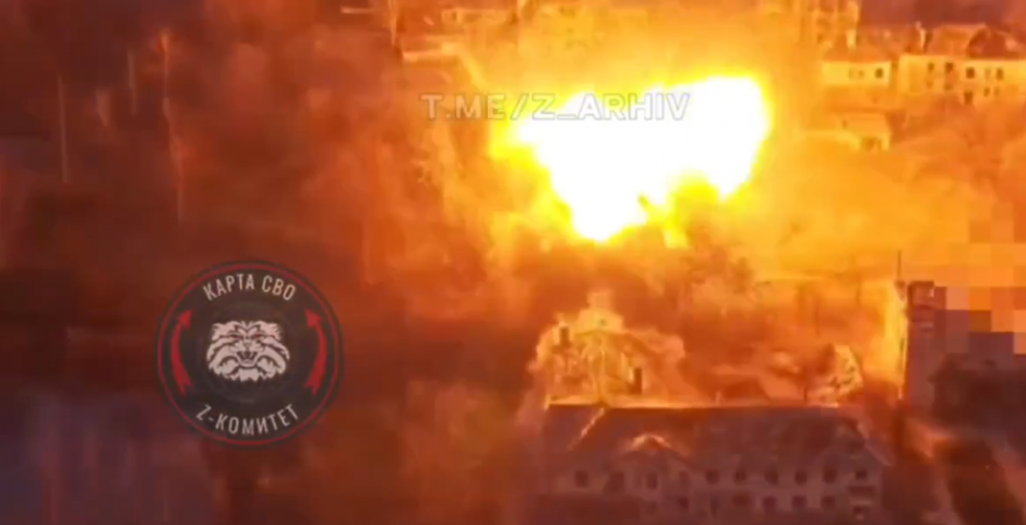 TORNADO-S SRUŠIO ZGRADU KAO DA JE OD PAPIRA! Ruski projektil od 800 kg razneo objekat sa celom jedinicom (VIDEO)