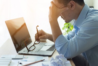 Poznata banka planira masovne otkaze – do 10.000 radnika može ostati bez posla