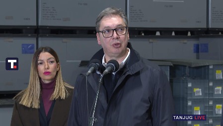 SUŠTINSKA RAZLIKA IZMEĐU NAS I BLOKADERA JE ŠTO SU ONI OJADILI CEO OVAJ GRAD Predsednik Vučić sumirao posetu Nišu