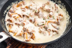 BEŠAMEL SOS SA PEČURKAMA SUPER IDE UZ LAZANJE Baš ovako ga prave u Francuskoj