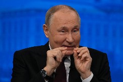 NEOČEKIVANO PRIZNANJE PUTINA U PROGRAMU UŽIVO, OTKRIO JE SVOJA NAJINTIMNIJA OSEĆANJA: Zaljubljen sam, verujem u ljubav na prvi pogled...