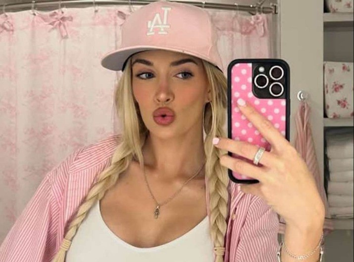 Da li znate čija je ovo ćerka? Roditelji su joj poznati glumci, a Srpkinje obožavaju njenog tatu! 