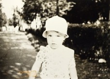 Marija (3) se igrala u dvorištu i odjednom je nestala: Posle 42 godine otac je pronašao, zanemeo je kada je saznao gde je bila sve vreme