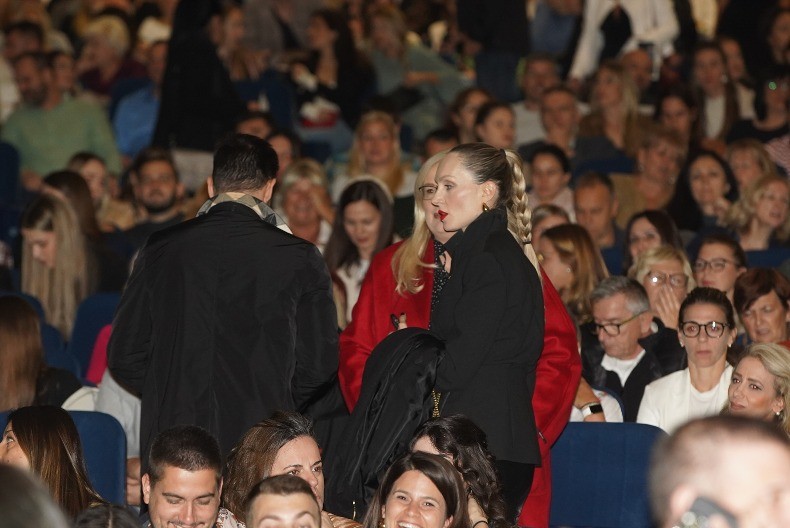 "IMAM I MUŽA I LJUBAVNIKA" Glumica izjavom šokirala javnost: "Neophodni su mi"