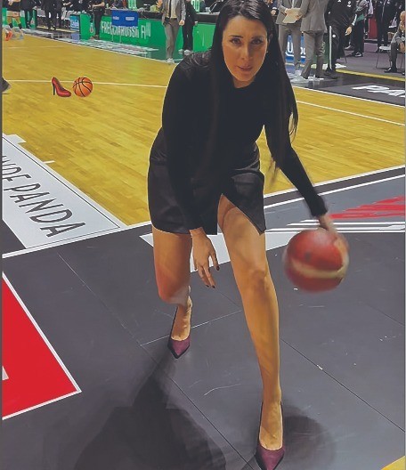 VAN ŠABLONA Neobično venčanje Valentine Vinjali i Fabija Stefaninija