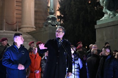 "MLADI SU POKRENULI IDEJU" Vučić: U Pionirskom parku je odbranjena država