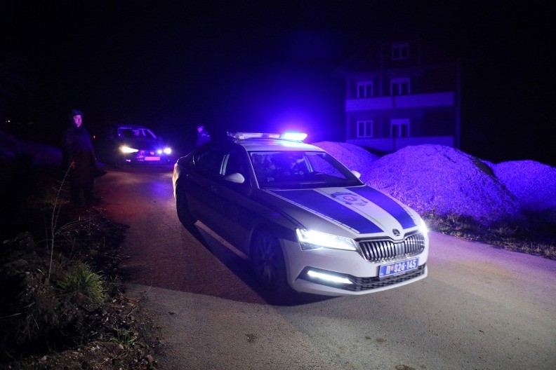 UHAPŠEN PIJANI VOZAČ IZ VELIKE MOŠTANICE Usmrtio jednu ženu, drugoj se bore za život