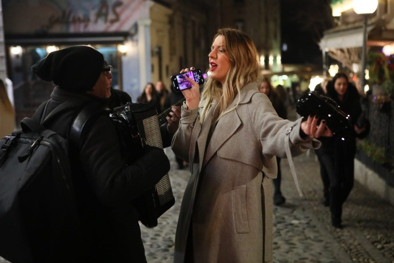 OVAKO BEOGRAD DOČEKUJE NOVU GODINU! Ludo, boemski i nezaboravno: Sve pršti od euforije (FOTO) 