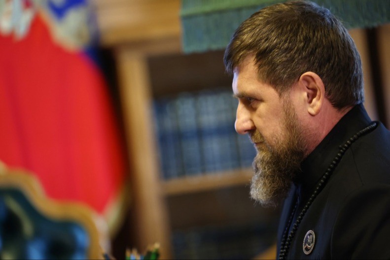 "JEDVA SU GA REANIMIRALI..." Mediji prenose loše vesti o čečenskom lideru