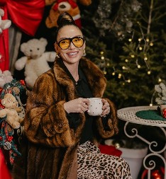 "MOJ SIN RASTE UZ BEZGRANIČNU LJUBAV" Katarina Živković o majčinstvu, gubicima i snazi koju je pronašla u 2025.