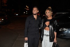 "UDALA SAM SE IZ INATA BIVŠEM DEČKU DOK JE BIO U ZATVORU" Trudna supruga poznatog pevača šokirala priznanjem!