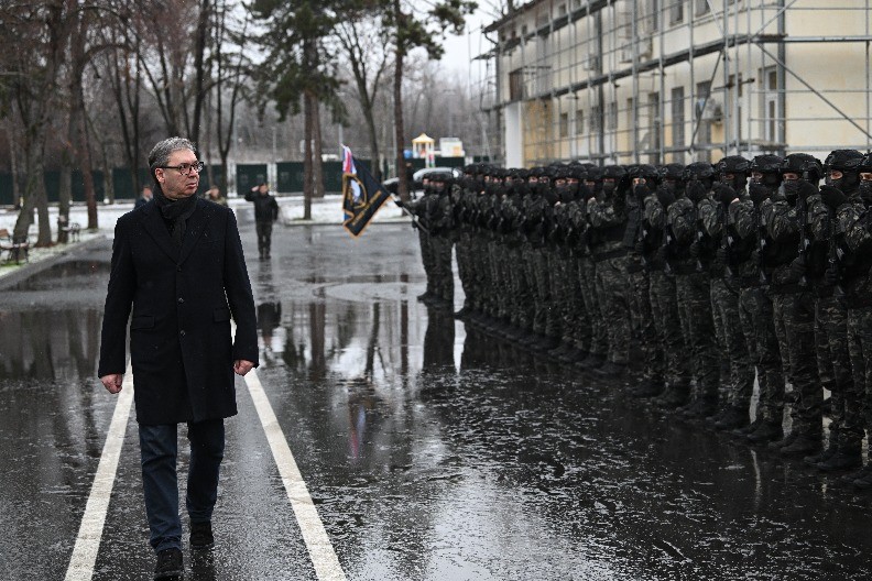 VUČIĆ OBIŠAO PROSTORIJE "KOBRI" To je naša najelitnija i izrazito patriotska jedinica