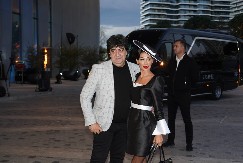 "PATILA JE ZBOG TOGA" Naš kompozitor i njegova 30 godina mlađa supruga na meti osuda zbog razlike u godinama!