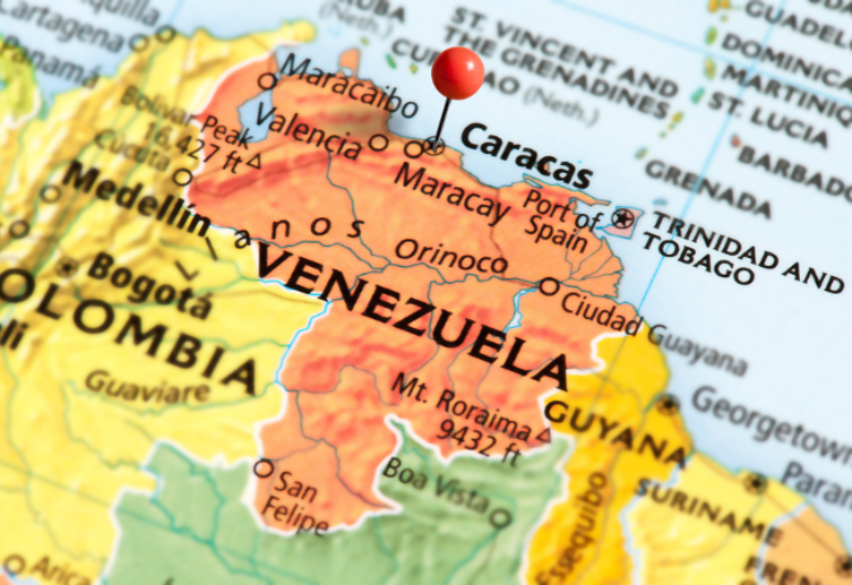 ŠAMARČINA ZA VAŠINGTON! Brodovi krenuli iz Venecuele, aktiviran "mračni režim"