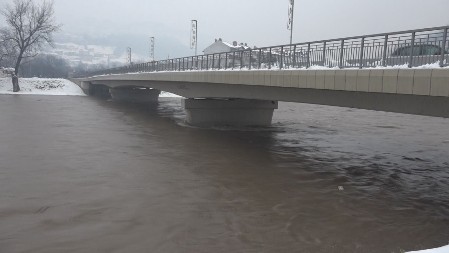 IZLILA SE REKA LIM U PRIJEPOLJU Ugroženi objekti, jedna porodica evakuisana