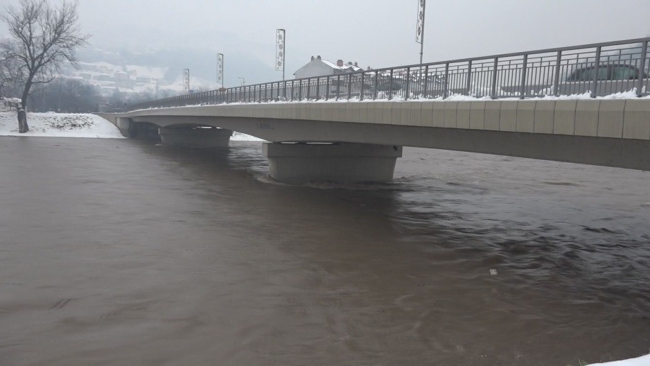 IZLILA SE REKA LIM U PRIJEPOLJU Ugroženi objekti, jedna porodica evakuisana