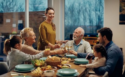 Najlepše božićne čestitke: Poruke koje šire radost, ljubav i slogu