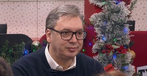 VUČIĆ OTKRIO SVOJ STAV O GLOBALNIM ZBIVANJIMA I POZICIJI SRBIJE Grenland postaje sve bliže nama, stvari će se komplikovati u Venecueli! NAJAVIO NAJNOVIJE ORUŽJE