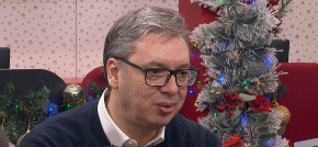 VUČIĆ POSLAO SNAŽNU PORUKU GRAĐANIMA Moramo da branimo naše vrednosti i naše demokratsko društvo!