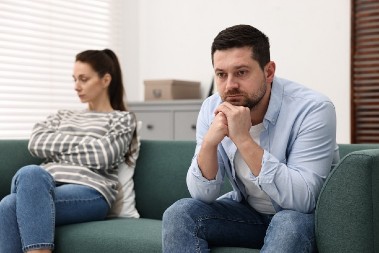 AKO VAS PARTNER VIŠE NE VOLI, PRIMETIĆETE OVE ZNAKOVE Obratite pažnju 