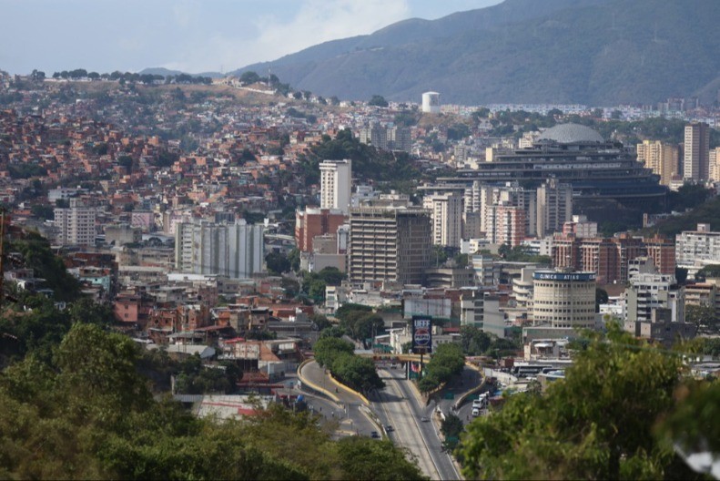 NAJMANJE 100 MRTVIH U VENECUELI Veliki deo Madurovih bezbednjaka ubijen "hladnokrvno", tvrde zvaničnici