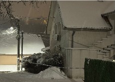  IMA TEŠKE POVREDE  Maloletnik koji je pucao u svoje bližnje, pa sebi u glavu kritično