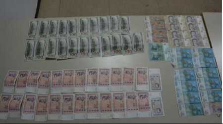  DOLIJALI Srpski državljani uhapšeni zbog rasturanja lažnih dolara