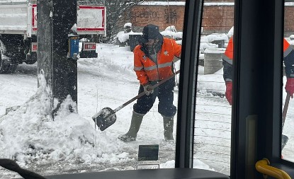 SVE EKIPE SVIH SLUŽBI NA TERENU Specijalne mašine čiste ulice, a evo kakvo je stanje sa grejanjem