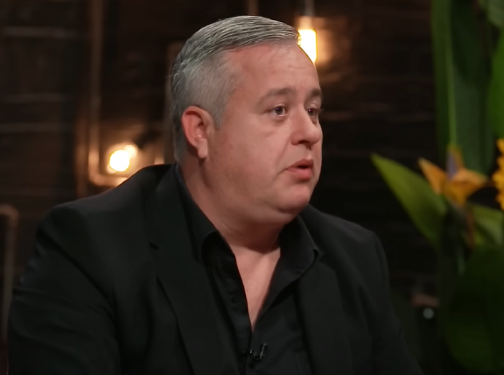 "BILI SMO MNOGO VIŠE OD KOLEGA" Pevač žestoko udario na Tanju Savić, ovo nikako ne može da joj oprosti: "Istina je potpuno drugačija"