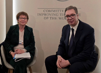 VUČIĆ SE U DAVOSU SASTAO SA PREDSEDNICOM EBRD Srbija i za ovu godinu postavila sebi ambiciozan cilj