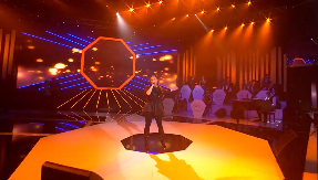 "IZA SVEGA STOJI JADNA I BEDNA OPOZICIJA" Pevačica pobesnela zbog spiska zabranjenih: Ovo nisu studenti, ovo je čist fašizam!