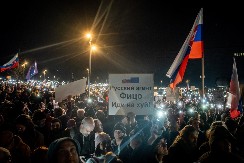 U SLOVAČKOJ IDENTIČNI PROTESTI KAO U SRBIJI Vode ih studenti i opozicija, ista meta, isto odstojanje!