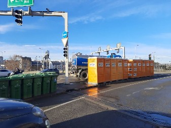 DRŽAVA BRINE ZA BEZBEDNOST I ZDRAVLJE Postavljeni toaleti i cisterne na Autokomandi, policija obezbeđuje skup (FOTO)