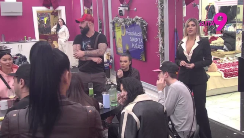 NJIMA JE BORAVAK U ELITI UPITAN Voditeljka saopštila ko se bori za opstanak, jedno ime niko nije očekivao 