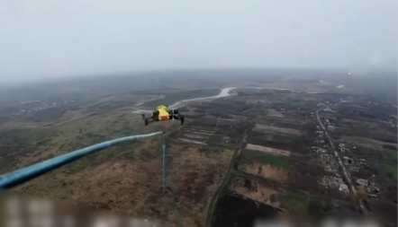 UKRAJINCI OBARAJU RUSKE DRONOVE ŠTAPOM ZA PECANJE Objavili snimak (VIDEO)