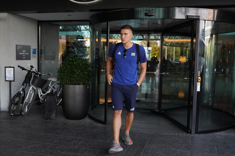 BOGDAN BOGDANOVIĆ SE POMIRIO SA OVOM BIVŠOM DEVOJKOM Nakon više od pola godine odlučili da nastave svoju vezu, Alo! saznaje detalje