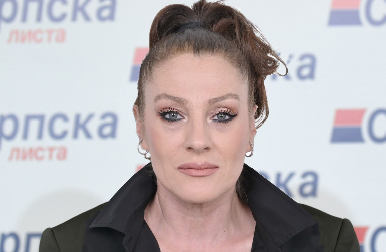 MAJKA NEVENE BOŽOVIĆ KANDIDAT SRPSKE LISTE: Ne vidim važniji zadatak od toga da budem deo tima koji se bori za prava Srba na KiM