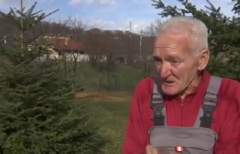 DEDA ZVONKO JE DOBRI DUH VRDNIKA! Već 4 decenije ovo radi BESPLATNO za svoje rodno mesto, meštani mu se dive!