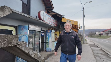 UPAO MU LOPOV, ON REAGOVAO PA ZAVRŠIO NA SUDU Branio život i prodavnicu od provalnika a sad bi mogao da mu plati 2 miliona dinara odštete